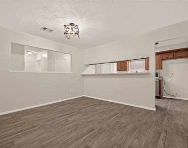 29210 Binefield Street - Photo Thumbnail 15