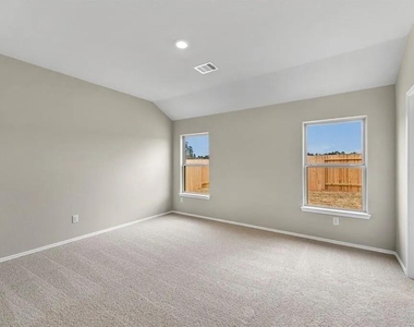 8213 Red Spruce Street - Photo Thumbnail 5