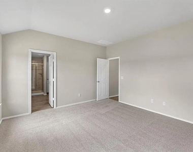 8213 Red Spruce Street - Photo Thumbnail 7