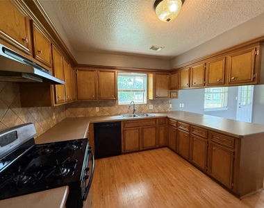 18751 Fm 1484 Rd - Photo Thumbnail 6