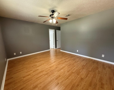 18751 Fm 1484 Rd - Photo Thumbnail 12
