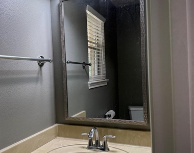 18751 Fm 1484 Rd - Photo Thumbnail 8