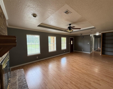 18751 Fm 1484 Rd - Photo Thumbnail 3