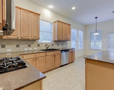 13751 Crested Iris Drive - Photo Thumbnail 8