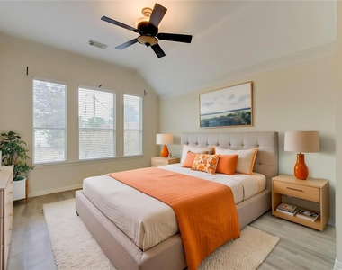 13751 Crested Iris Drive - Photo Thumbnail 10