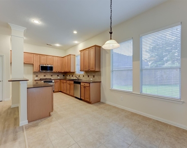13751 Crested Iris Drive - Photo Thumbnail 5