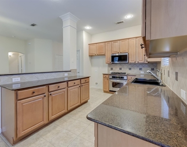 13751 Crested Iris Drive - Photo Thumbnail 6