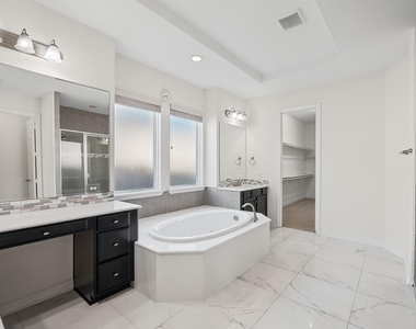 10467 Lake Palmetto Drive - Photo Thumbnail 19