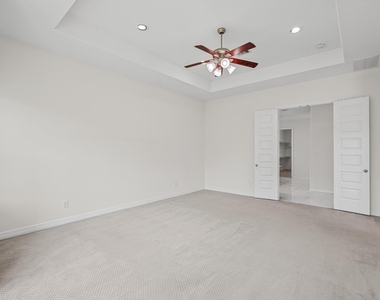 10467 Lake Palmetto Drive - Photo Thumbnail 18