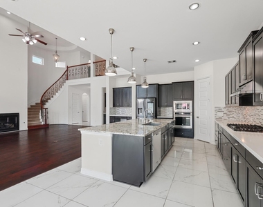 10467 Lake Palmetto Drive - Photo Thumbnail 14