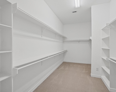 10467 Lake Palmetto Drive - Photo Thumbnail 20