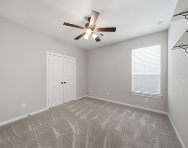 10009 Granary Drive - Photo Thumbnail 11