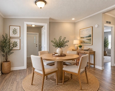 2431 Bay Oaks Harbor Drive - Photo Thumbnail 11