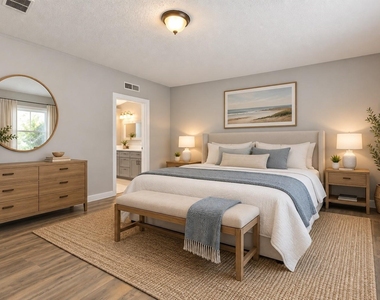 2431 Bay Oaks Harbor Drive - Photo Thumbnail 13