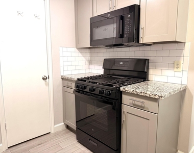 2430 Planters Row - Photo Thumbnail 5