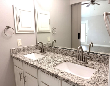 2430 Planters Row - Photo Thumbnail 9