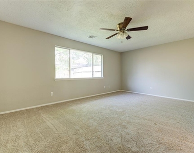 2311 Pepperweed Drive - Photo Thumbnail 7