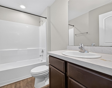 2330 Georgina Falls Drive - Photo Thumbnail 27