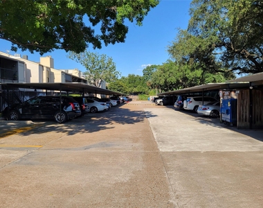 5711 Sugar Hill Drive - Photo Thumbnail 27