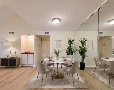 5711 Sugar Hill Drive - Photo Thumbnail 11