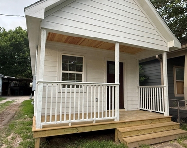 7514 Avenue H - Photo Thumbnail 22