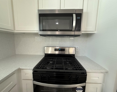 7514 Avenue H - Photo Thumbnail 10