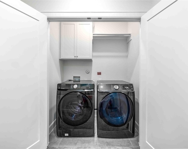 2471 W 11th Street - Photo Thumbnail 19