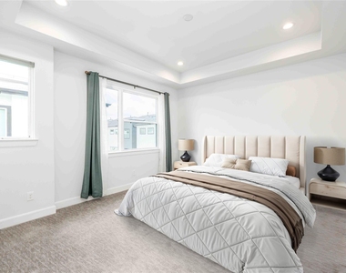 2471 W 11th Street - Photo Thumbnail 14