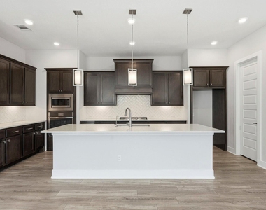15822 Pilot Knob Dr Drive - Photo Thumbnail 14
