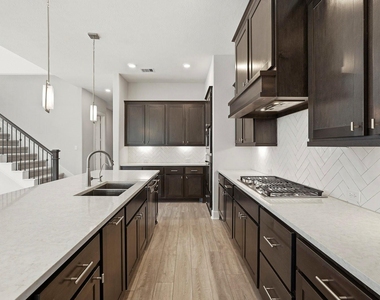 15822 Pilot Knob Dr Drive - Photo Thumbnail 16
