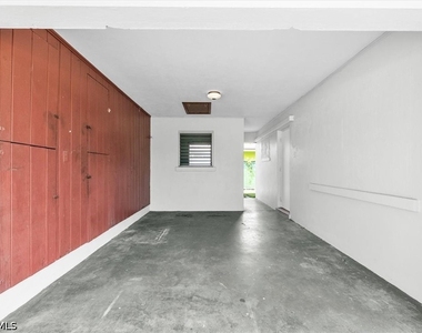 2423 Jeffcott Street - Photo Thumbnail 27