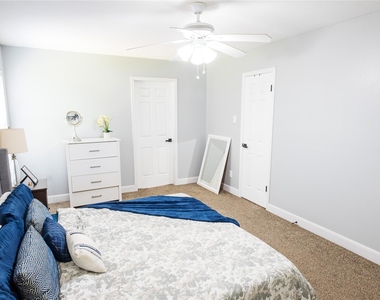 31 N Drifting Leaf Court - Photo Thumbnail 32