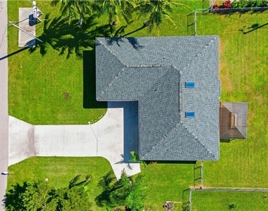 318 Se 21st Street - Photo Thumbnail 12