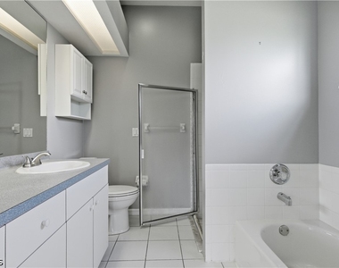318 Se 21st Street - Photo Thumbnail 7