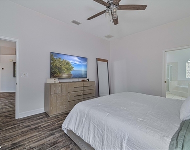3728 Luverne Street - Photo Thumbnail 23
