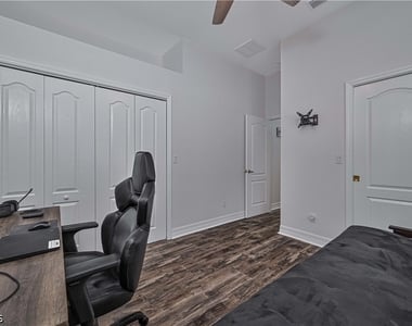 3728 Luverne Street - Photo Thumbnail 37