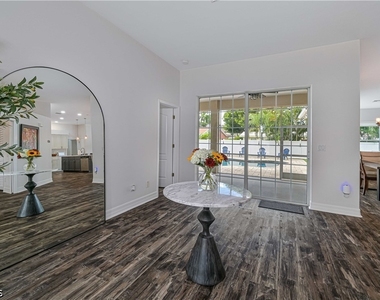 3728 Luverne Street - Photo Thumbnail 11