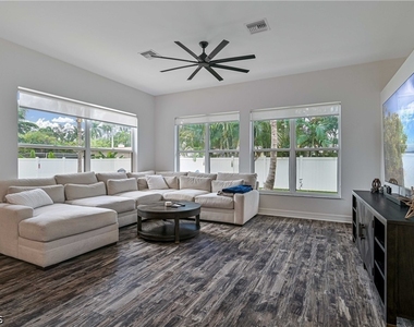 3728 Luverne Street - Photo Thumbnail 19