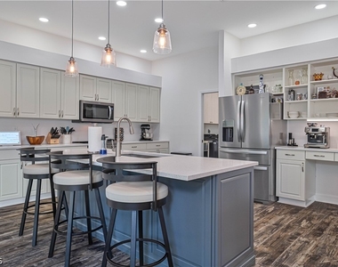 3728 Luverne Street - Photo Thumbnail 14
