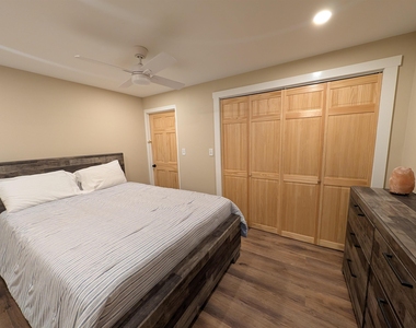 208 West Shore - Photo Thumbnail 9