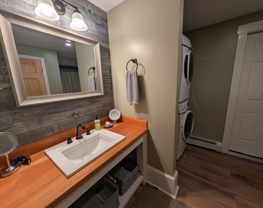208 West Shore - Photo Thumbnail 27