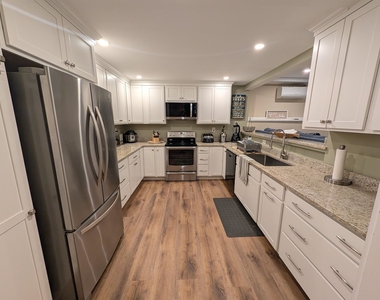 208 West Shore - Photo Thumbnail 14
