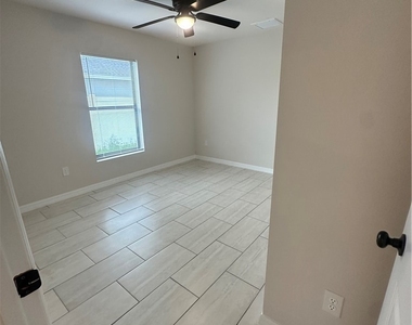 2828 Sw 2nd Lane - Photo Thumbnail 11