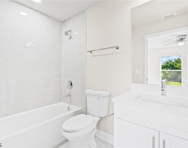 180 Peerless Street - Photo Thumbnail 8