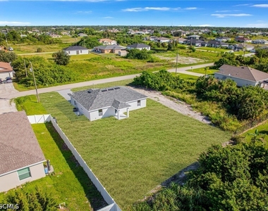 180 Peerless Street - Photo Thumbnail 17