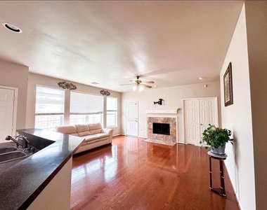 11815 Champions Grove Lane Lane - Photo Thumbnail 1