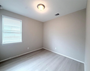23011 True Fortune Drive - Photo Thumbnail 12