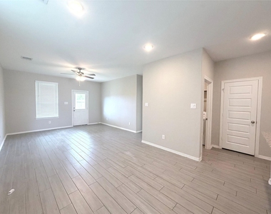 23011 True Fortune Drive - Photo Thumbnail 5