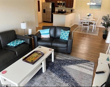 13180 Bella Casa Circle - Photo Thumbnail 7