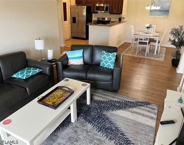 13180 Bella Casa Circle - Photo Thumbnail 9